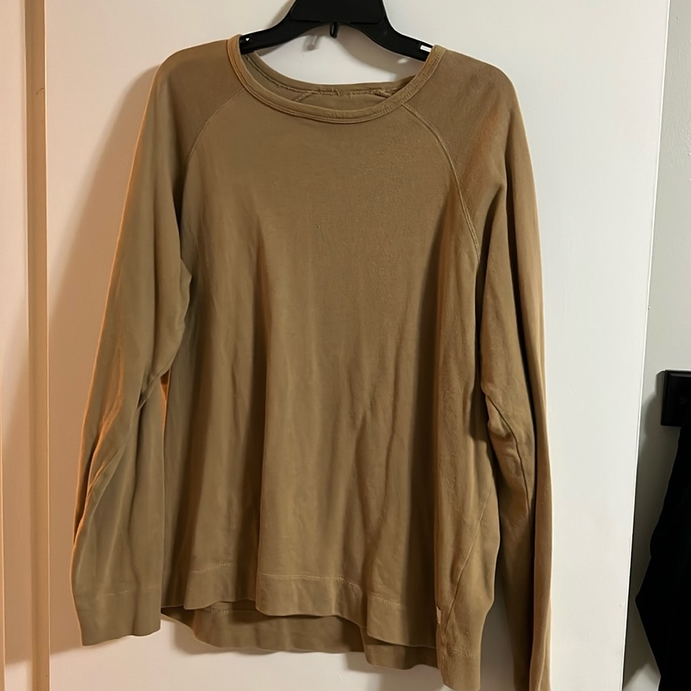 Vuori pullover sweatshirt.  Tan color.  Large.  No size tags.